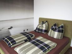 Surfcamp Deluxe – Retreat in Portugal